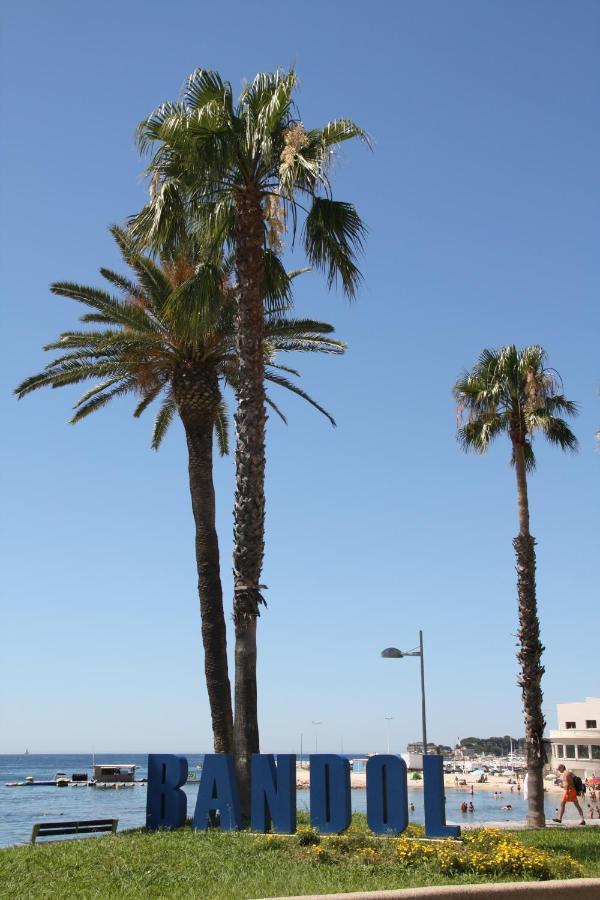 Studio Merbleuesoleil Classe 3 Etoiles 4 Pers Bord De Mer Bandol Exterior photo